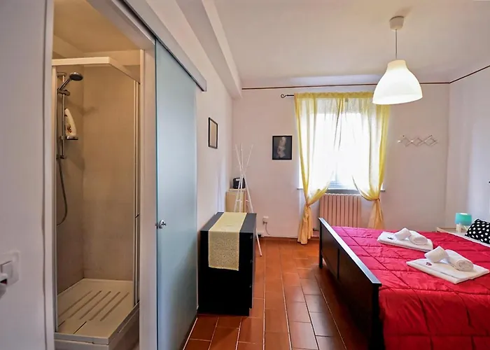 Piazzadarmi 26 * Ανκόνα